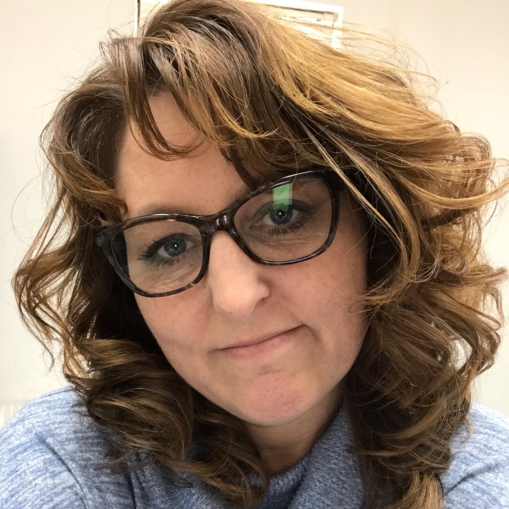 Meet your Posher, Jennifer